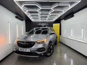 2020 Vauxhall Grandland X 1.2 Turbo Se Premium in Grey — image 3
