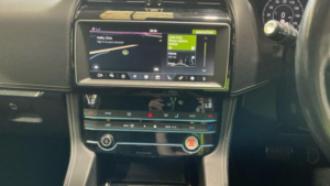 2019 Jaguar F-Pace 2.0 D180 R-Sport Auto AWD Euro 6 (s/s) 5dr in Black — image 4