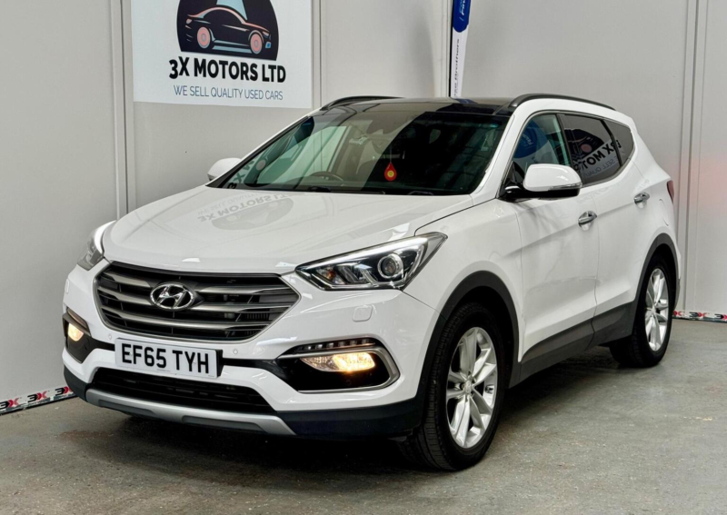 2015 Hyundai Santa Fe 2.2 Crdi Blue Drive Premium Se Auto 4WD Euro 6 (s/s) 5dr (7 Seat) in White — image 1