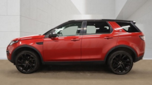 2017 Land Rover Discovery Sport 2.0 Td4 Hse Black in Red — image 2