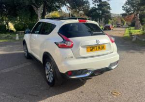 2017 Nissan Juke 1.6 Dig-T Tekna Xtron 4WD Euro 6 5dr in White — image 4