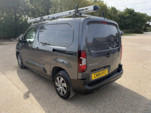 2019 Citroen Berlingo 1.6 Bluehdi 650 Enterprise M in Grey — image 4