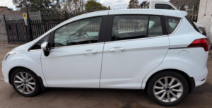 2015 Ford B-Max 1.6 Titanium Powershift Euro 5 5dr in White — image 6