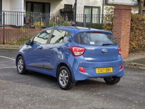 2017 Hyundai I10 1.2 Premium Auto Euro 6 5dr in Blue — image 4