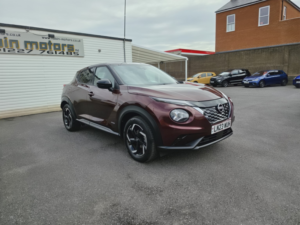 2023 Nissan Juke 1.6 N-Connecta in Red — image 2