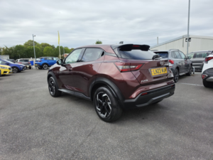 2023 Nissan Juke 1.6 N-Connecta in Red — image 5