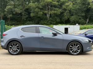 2020 Mazda Mazda3 2.0 Skyactiv-G Mhev Gt Sport Tech Hatchback 5dr Petrol Manual Euro 6 (s/s) (122 Ps) in Grey — image 4