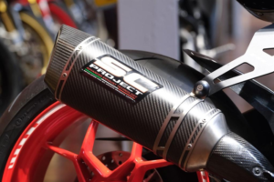 2019 Mv Agusta F3 800 *reparto Corse No: 160 Of 400 Limited Edition* in Multicolour — image 6