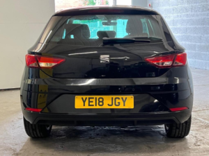 2018 SEAT Leon 1.2 Tsi Se Dynamic Technology Hatchback 5dr Petrol Manual Euro 6 (s/s) (110 Ps) in Black — image 4