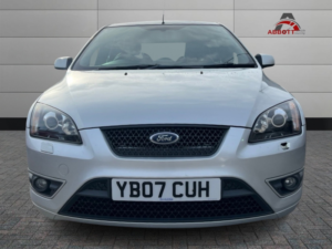 2007 Ford Focus 2.5 Siv St-3 in Silver — image 2