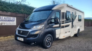 2019 Fiat Ducato Bessacar 584 4 Berth 4 Seatbelts 2.3 in Black — image 2