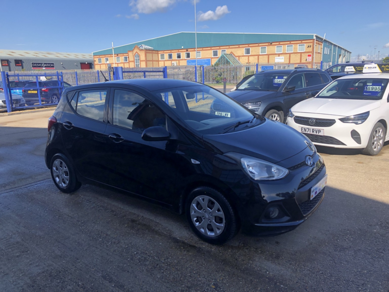 2014 Hyundai I10 1.2 Se in Black — image 1