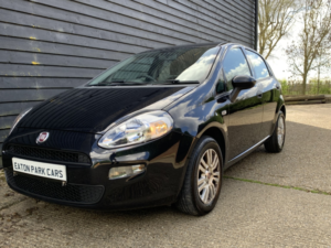 2017 Fiat Punto 1.2 Punto 5-Door 1.2 8v 69hp Pop+ Hatchback (2012 - 2018) in Black — image 3