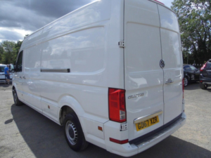 2018 Volkswagen Crafter 2.0 Tdi Cr35 Bluemotion Tech Startline Fwd Lwb High Roof Euro 6 (s/s) 5dr in White — image 5