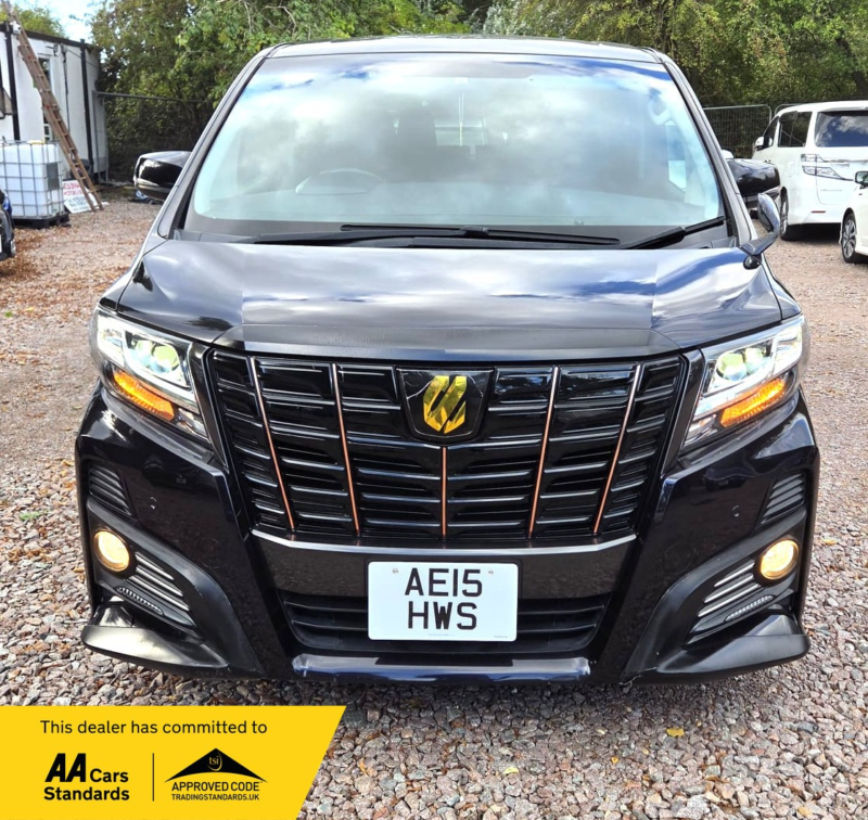2015 Toyota Alphard 2.5s-Petrol-Ulez/caz Pass-Free 48months Gold Warranty & 12months Aa Breakdown Cover in Black — image 1