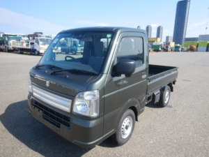 2024 Suzuki Carry MINI Pickup 660cc 4WD in Green — image 4