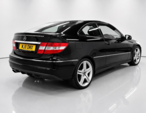 2011 Mercedes-Benz Clc Class 1.8 Clc180k Sport Coupe Auto Euro 4 3dr in Black — image 5