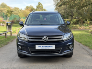 2014 Volkswagen Tiguan 2.0 Tdi Bluemotion Tech Match in Blue — image 2