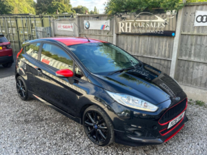 2016 Ford Fiesta 1.0t Ecoboost Zetec S Euro 6 (s/s) 3dr in Black — image 2