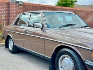 1978 Mercedes-Benz 230 2.3 Saloon 4dr Petrol Automatic (0 Bhp) in Brown — image 4