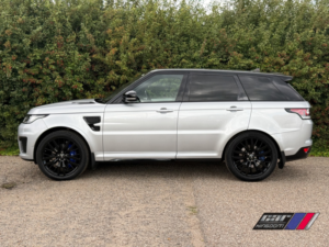 2016 Land Rover Range Rover Sport 5.0 V8 Svr in Silver — image 4