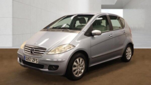 2007 Mercedes-Benz A Class 1.5 A150 Elegance Se 5dr in Blue — image 3