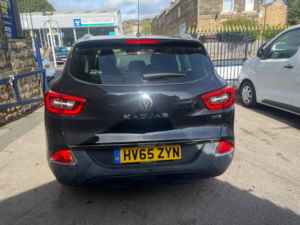 2015 Renault Kadjar 1.5 Dci Dynamique Nav Euro 6 (s/s) 5dr in Black — image 6