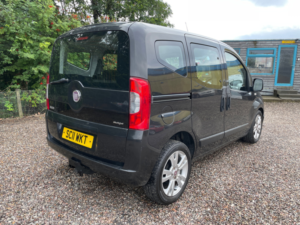 2011 Fiat Qubo 1.3 Multijet Dynamic Dualogic Euro 5 5dr in Black — image 3