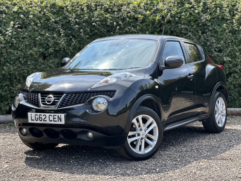 2012 Nissan Juke 1.6 Acenta Premium in Black — image 1