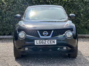 2012 Nissan Juke 1.6 Acenta Premium in Black — image 2