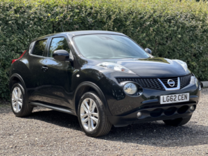 2012 Nissan Juke 1.6 Acenta Premium in Black — image 3