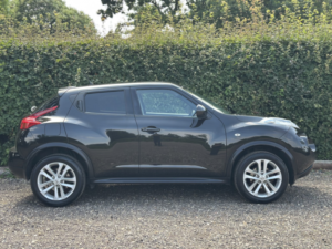 2012 Nissan Juke 1.6 Acenta Premium in Black — image 4