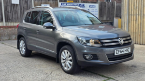 2014 Volkswagen Tiguan 2.0 Tdi Bluemotion Tech Match DSG 4WD Euro 5 (s/s) 5dr in Grey — image 4