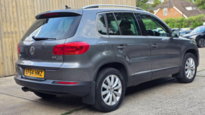 2014 Volkswagen Tiguan 2.0 Tdi Bluemotion Tech Match DSG 4WD Euro 5 (s/s) 5dr in Grey — image 6