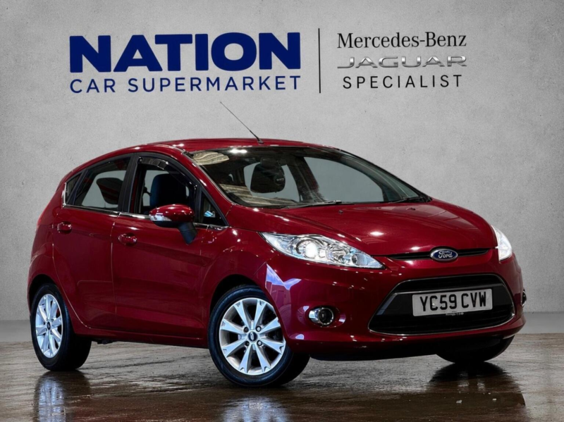 2009 Ford Fiesta 1.4 Zetec 5dr in Red — image 1