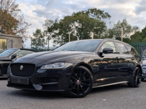 2018 Jaguar Xf 2.0d R-Sport Sportbrake Auto AWD Euro 6 (s/s) 5dr in Black — image 4