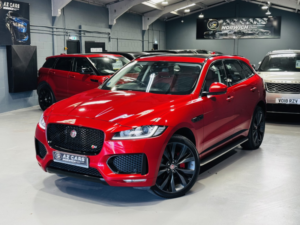 2017 Jaguar F-Pace 3.0 D300 V6 S in Red — image 4