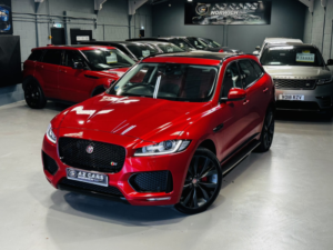 2017 Jaguar F-Pace 3.0 D300 V6 S in Red — image 6