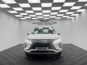 2019 Mitsubishi Eclipse Cross 1.5 T 3 in White — image 2