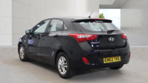 2013 Hyundai I30 1.6 Crdi Blue Drive Active Diesel Black 5dr in Black — image 2