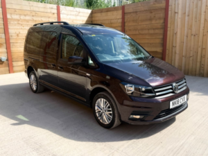 2018 Volkswagen Caddy Maxi Life 4 SEAT Auto Wheelchair Accessible Disabled Access Vehicle Wav in Purple — image 3