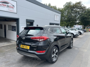 2016 Hyundai Tucson 1.6 Tucson Prem 1.6 T-Gdi 177ps in Black — image 2