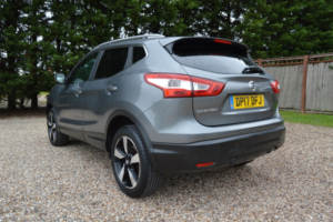 2017 Nissan Qashqai 1.5 Dci N-Connecta in Grey — image 6