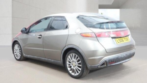 2006 Honda Civic 1.8 I-Vtec Es I-Shift 5dr in Grey — image 4