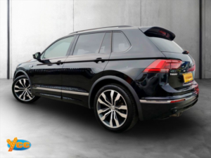 2017 Volkswagen Tiguan 2.0 Tdi R-Line SUV 5dr Diesel Manual 4motion Euro 6 (s/s) (150 Ps) in Black — image 5