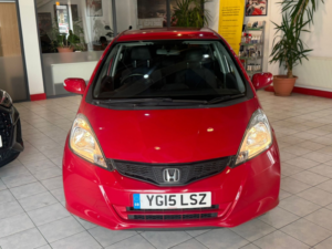 2015 Honda Jazz 1.4 I-Vtec Es Plus T in Red — image 3