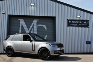 2025 Land Rover Range Rover 3.0 D350 Mhev Autobiography in Grey — image 6