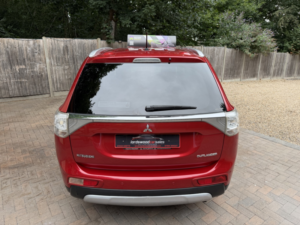 2014 Mitsubishi Outlander 2.2 Di-D Gx3 7 Seater in Red — image 6