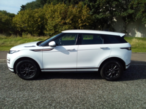 2020 Land Rover Range Rover Evoque 2.0 D150 R-Dynamic in White — image 5