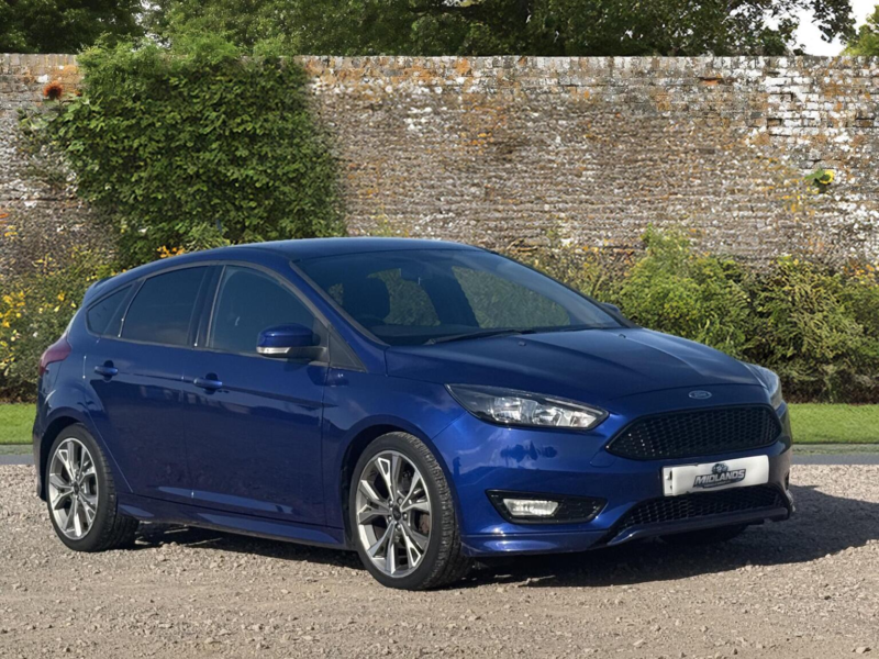 2018 Ford Focus 1.0t Ecoboost St-Line Euro 6 (s/s) 5dr in Blue — image 1